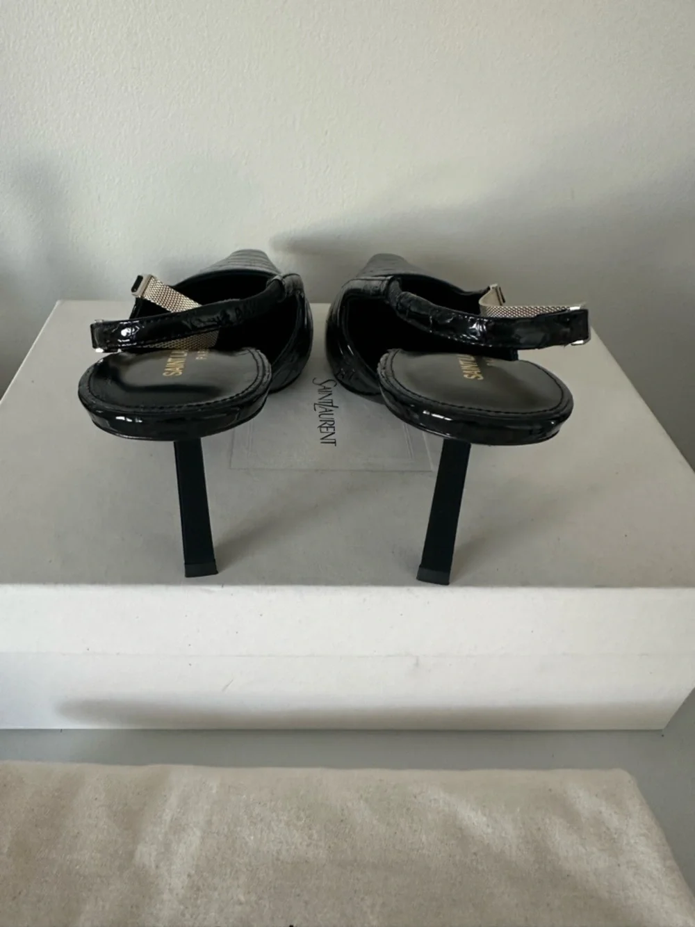 SAINT LAURENT Black Leather Aston Slingback Pumps 75 39 - Picture 7 of 9